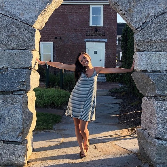 Meet your Posher, Olivia - Picture 1 of 1